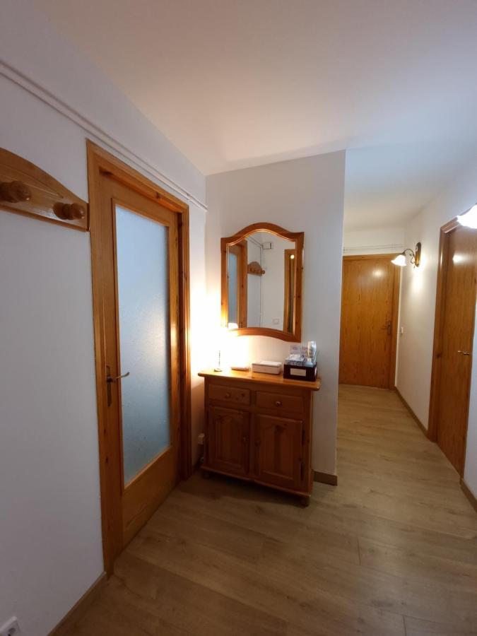 Mariajo'S House Apartment Puigcerda Luaran gambar